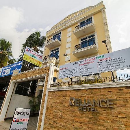Oyo 126 Reliance Hotel 可倫坡 外观 照片