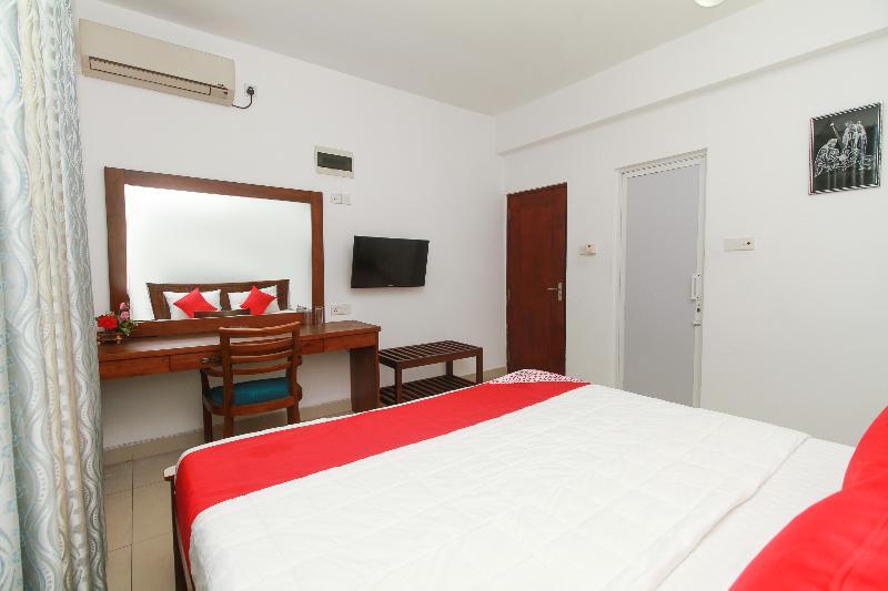 Oyo 126 Reliance Hotel 可倫坡 外观 照片