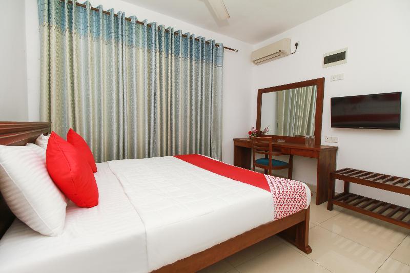 Oyo 126 Reliance Hotel 可倫坡 外观 照片