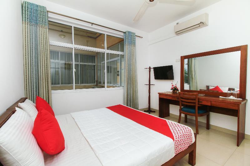 Oyo 126 Reliance Hotel 可倫坡 外观 照片